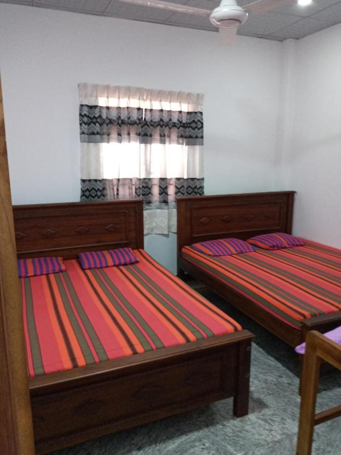 David Villa Anuradhapura Luaran gambar