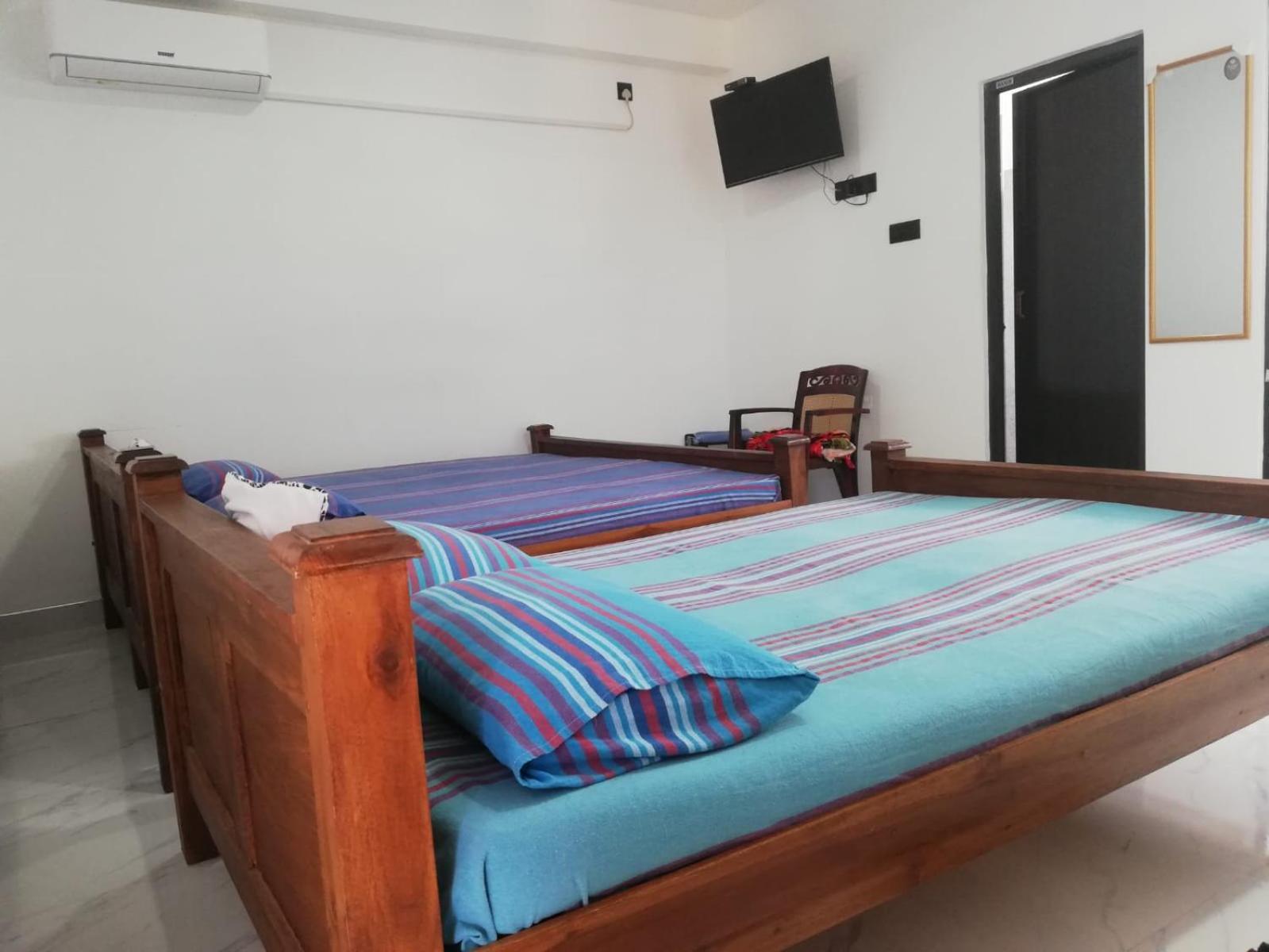 David Villa Anuradhapura Luaran gambar